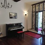 Bed and Breakfast Amphitryon