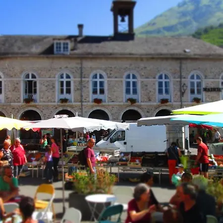 ベッド・アンド・ブレックファスト Amphitryon