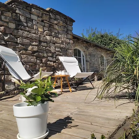 Amphitryon Bed & Breakfast 3*