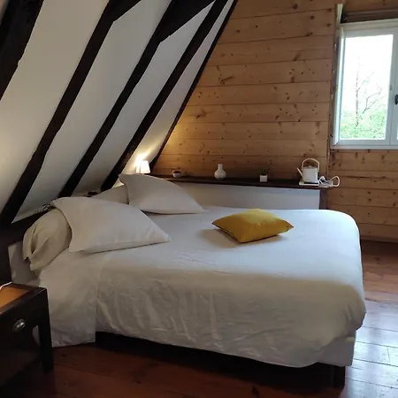 Amphitryon Bed & Breakfast 3*