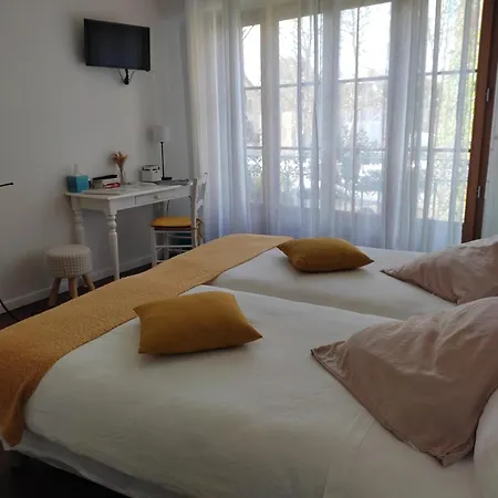 Amphitryon Bed & Breakfast Oloron-Sainte-Marie