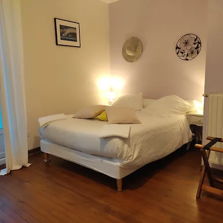 Amphitryon فندق مبيت وإفطار 3*