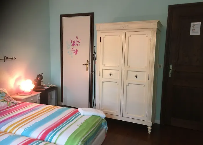 Amphitryon Bed & Breakfast