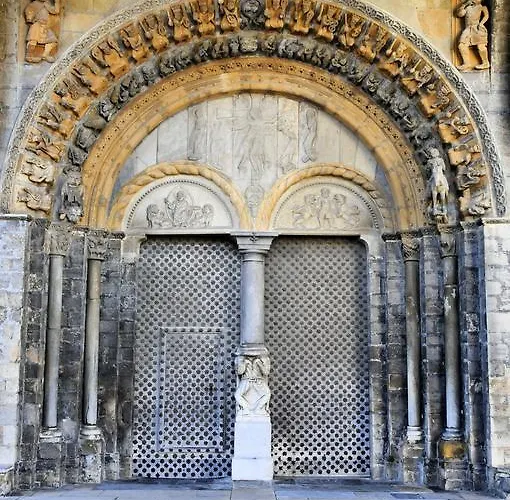 Amphitryon 3* Oloron-Sainte-Marie